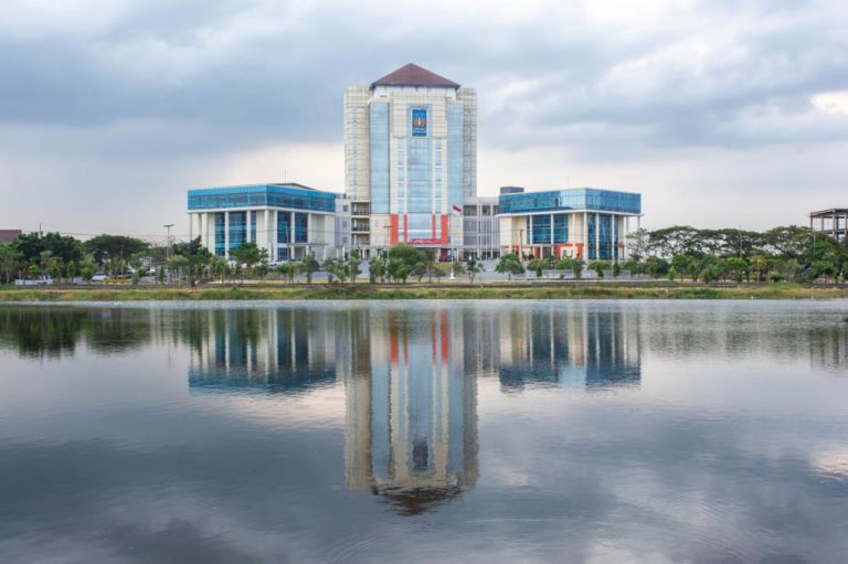 √ Profil Universitas Negeri Surabaya (UNESA) JATIM